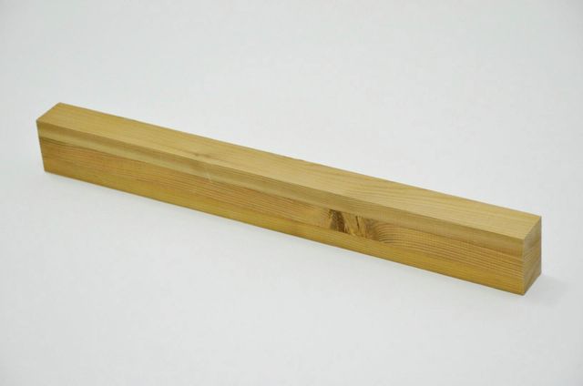 Azalp lariks funderingsbalk vierkant (300 cm)