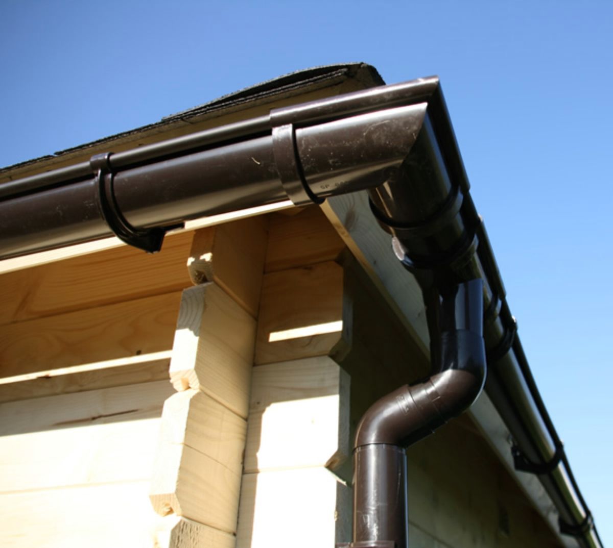 Azalp Dakgootset 4-Kant Dak Donkerbruin - 570 cm