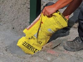 Azalp schnelltrocknender Beton 25 kg Foto von Azalp schnelltrocknender Beton 25 kg