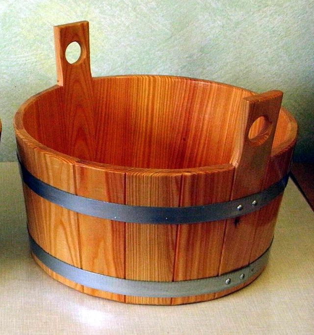 Blumenberg Fussbecken 16 Liter - Lärche lackiert (410-05)