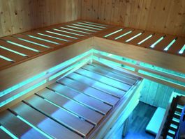 Karibu LED sauna onderbankverlichting set Foto van Karibu LED sauna onderbankverlichting set