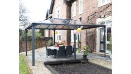 Palram - Canopia Martinique 5000 Aluminium Overkapping Foto van Palram - Canopia Martinique 5000 Aluminium Overkapping