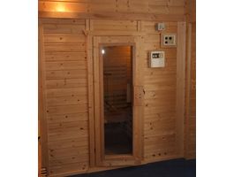 Foto von Azalp Holz anstatt Glastür*