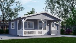 Interflex Blockhütte mit Terrasse 5x4+2 Z - gestrichen Foto von Interflex Blockhütte mit Terrasse 5x4+2 Z - gestrichen