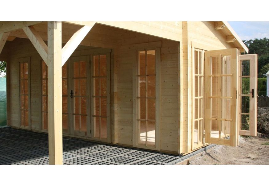 Deuren en ramen voor Blokhut Ben* Foto van Deuren en ramen voor Blokhut Ben*