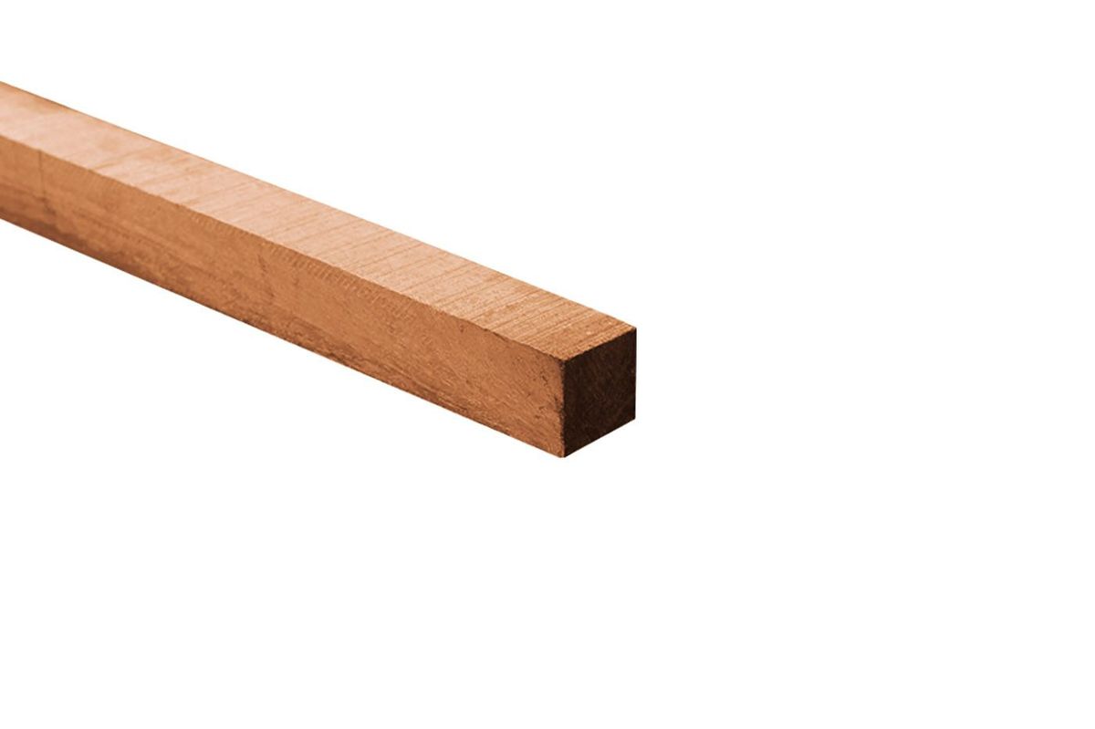 Azalp Azobe Paal vierkant Fijnbezaagd 100 x 100 mm