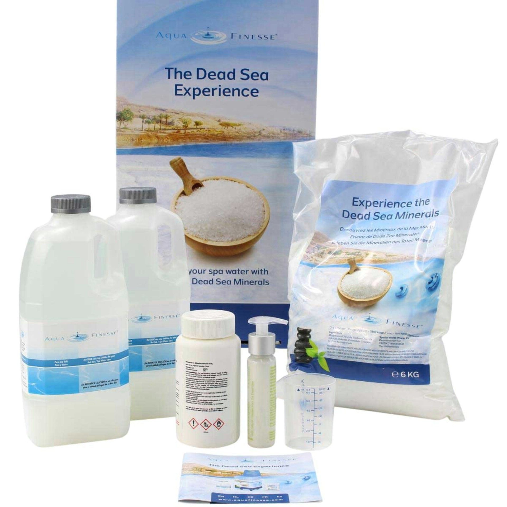 Foto van AquaFinesse The Dead Sea Salt Experience Kit with sanitzing granular