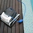 Foto von Dolphin PoolStyle Plus E20 für Wand- und Bodenreinigung (Poolroboter für privates Schwimmbad)