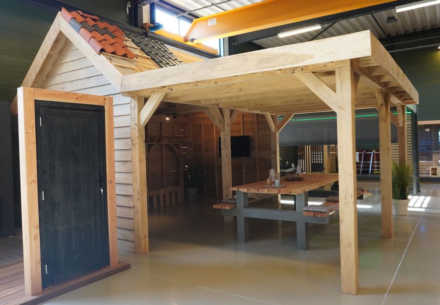 Foto van Eiken overkapping 600x600 - Showroom Model