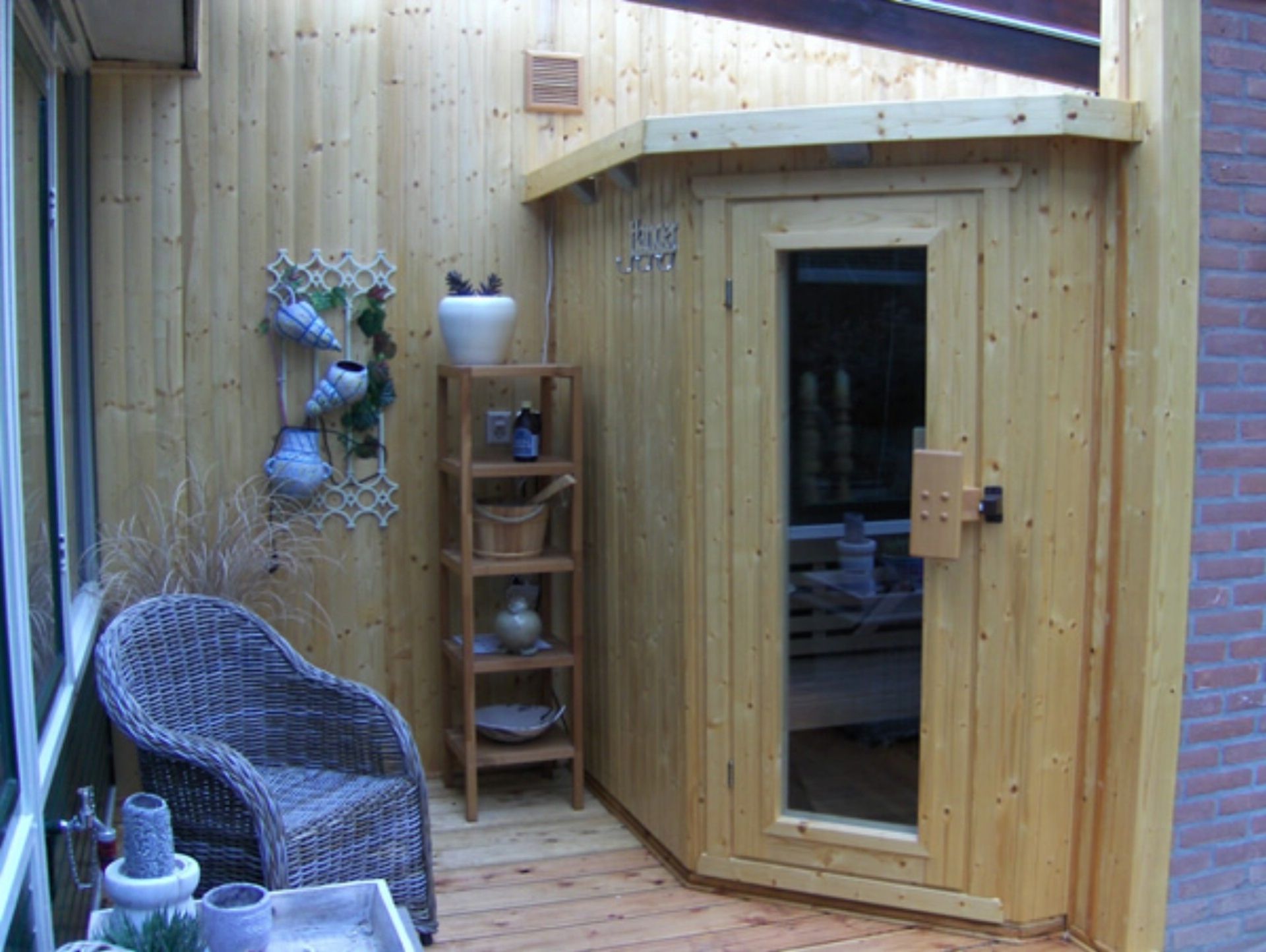 Foto van Azalp elementhoeksauna Classic 220x152 cm – vuren - 2de kans