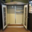 Foto van Biohort Europa 1 Metalen Berging Kwartsgrijs Metallic - Showroom Model