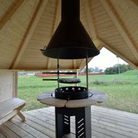 Foto der Azalp Grill mit Ablagen und Abzug*