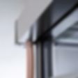 Foto van Biohort HighLine H4 Metalen Berging Kwartsgrijs Metallic Dubbele deur