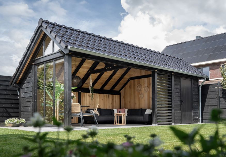 Foto van Trendhout Kapschuur de Hoeve XL 710x380 cm - links