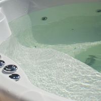 Foto van Azalp Premium houtgestookte hottub Kjeld met externe houtkachel