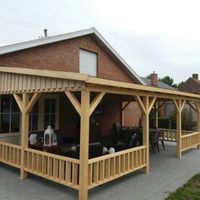 Foto der Azalp Terrassenüberdachung Holz Frazer