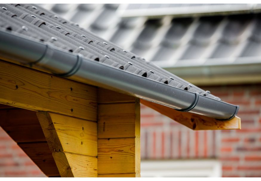 Interflex PVC Dachrinnenset grau für 5 x 4 + 3 Z* Foto von Interflex PVC Dachrinnenset grau für 5 x 4 + 3 Z*