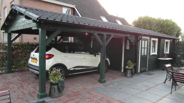 Foto der Azalp Garage Jeffrey 470x570 cm