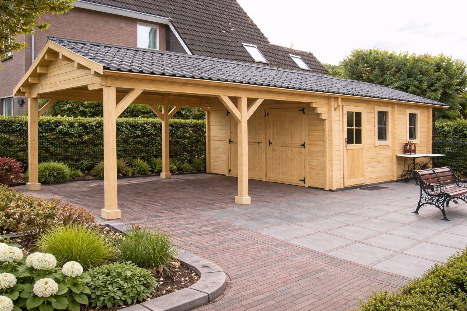 Foto der Azalp Garage Jeffrey 520x1300 cm