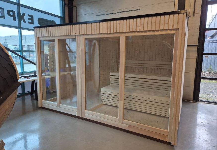 Azalp Royal Class Buitensauna Kaunis 366x217 cm - Showroom Foto van Azalp Royal Class Buitensauna Kaunis 366x217 cm - Showroom