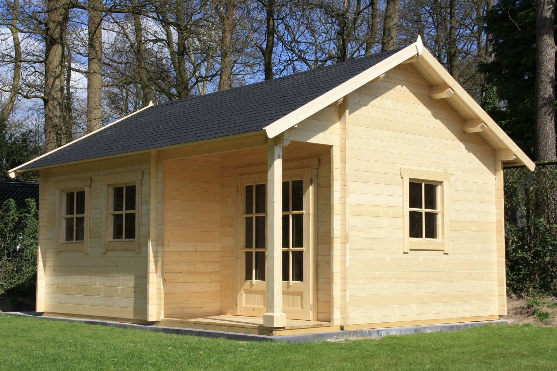 Foto der Azalp Blockhütte Kinross