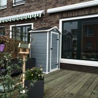Foto van Keter Manor 43 Kunststof Tuinhuis