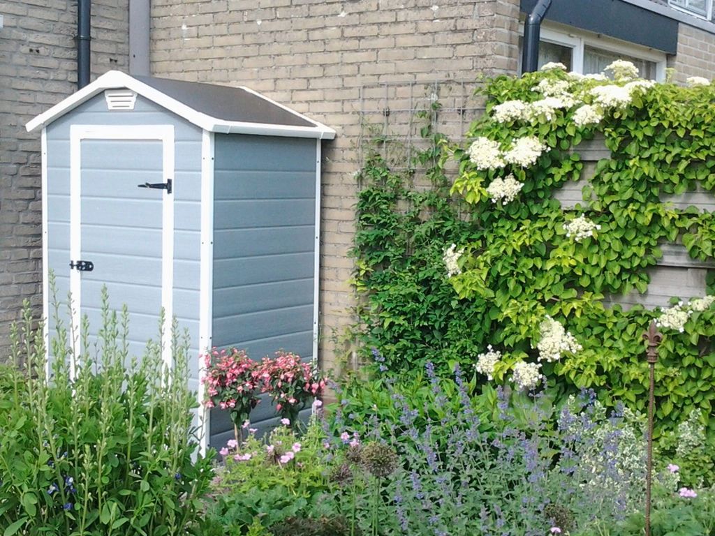 Keter kunststof tuinhuis Grijs kopen bij Azalp.nl
