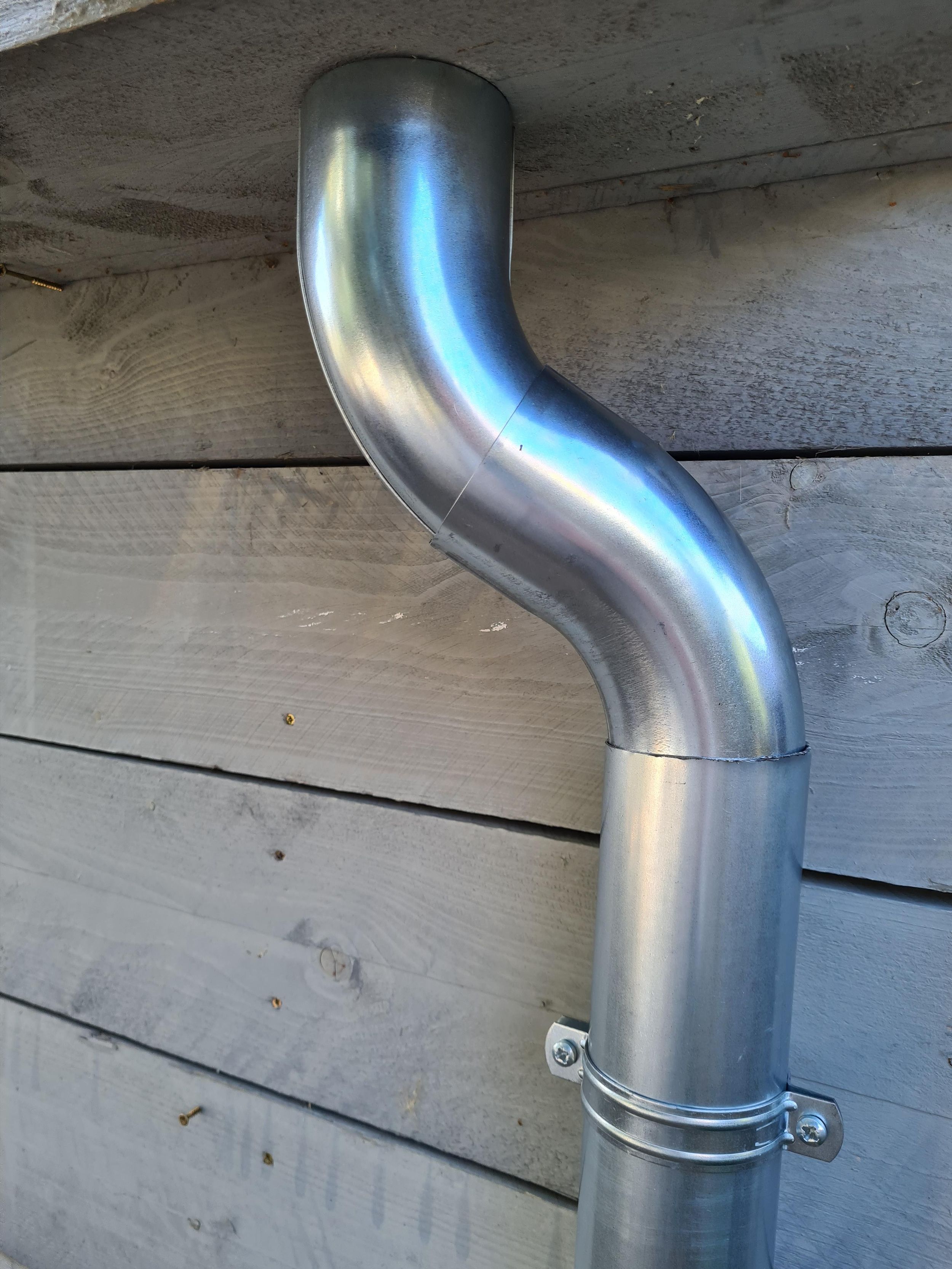 Foto der Azalp Flachdach Wasserabflussset einfach PVC