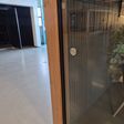 Foto van Azalp glazen schuifwand – Showroom