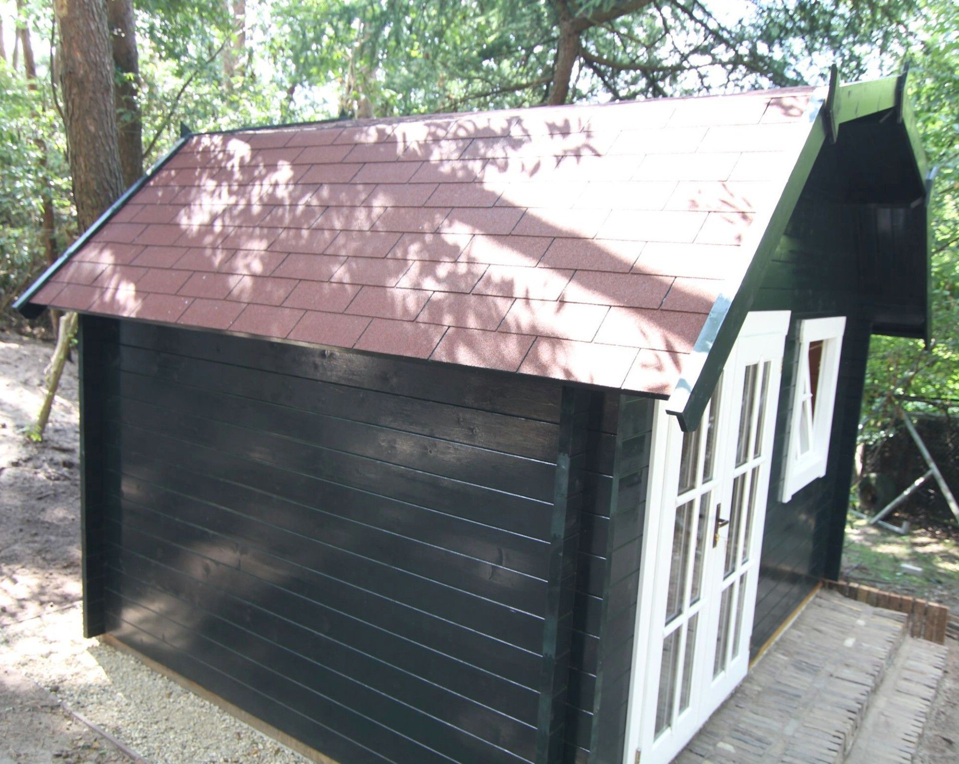 Foto van IKO Shingles 3m² Rood 3-tab Number One