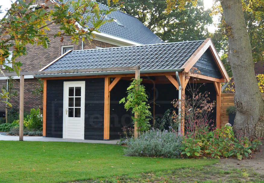 Trendhout Buitenverblijf Zadeldak XL 415x380 cm Foto van Trendhout Buitenverblijf Zadeldak XL 415x380 cm