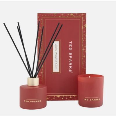 Foto van Ted Sparks - Spiced Orange & Glove - Candle & Diffuser gift set