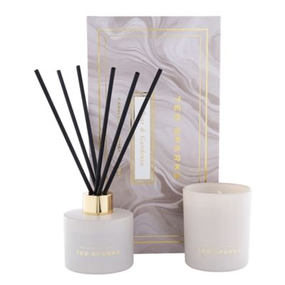 Foto van TED SPARKS - Giftset - Pear & Gardenia