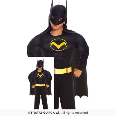 Foto van Batman kostuum kind gespierd