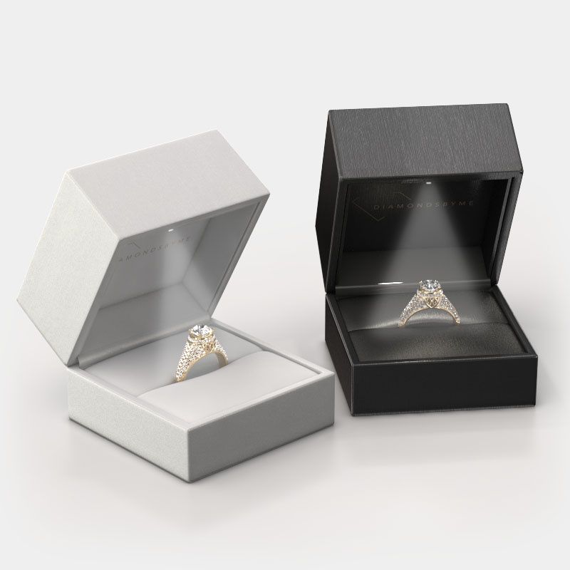 Image of Giftbox wedding rings 4