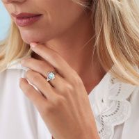 Image of Engagement ring Andrea 950 platinum aquamarine 7x5 mm
