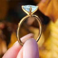 Image of Engagement Ring Crystal Eme 1<br/>585 gold<br/>Aquamarine 8x6 mm