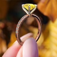 Image of Engagement Ring Crystal Ovl 2<br/>585 rose gold<br/>Yellow sapphire 9x7 mm