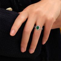Image of Engagement ring Talitha OVL 585 white gold emerald 7x5 mm
