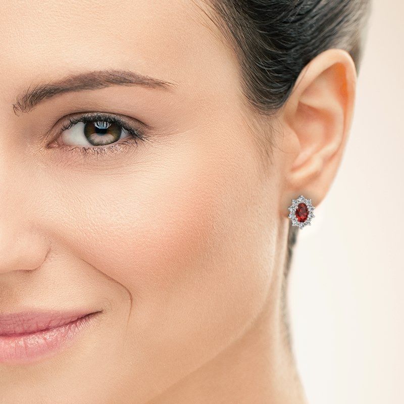 Afbeelding van Oorbellen Leesa<br/>585 witgoud<br/>Granaat 6x4 mm