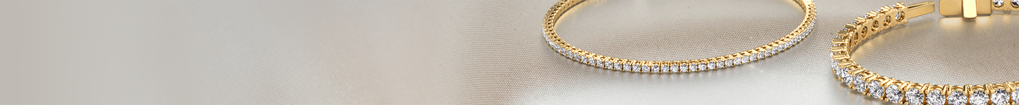 White gold bracelets with ruby