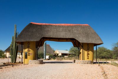 Oppi-koppi Restcamp Kamanjab 30ha.