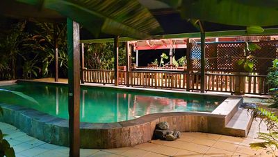 Landelijke Villa met tropische tuin en zwembad in Suriname
