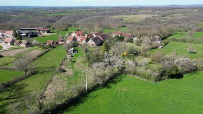Een smaakvol gerenoveerd Vakantie-/woonhuis met tuin te koop in de Creuse