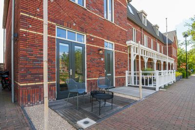 Royale/lichte hoekwoning, A+++, aan autovrij park + parkeerplaats