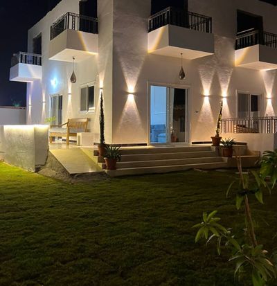 Huis met tuin en uitzicht over de Nijl. منزل ١٢٠متر وحديقة مطله على نهر النيل