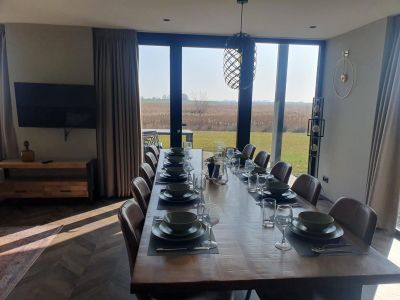 Vrijstaande nieuwbouw 10-persoons vakantievilla