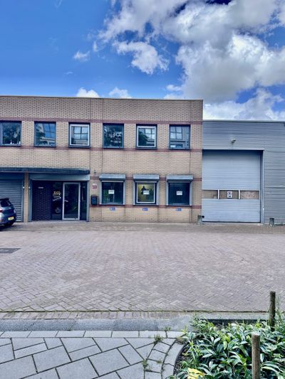 Bedrijfspand ter overname (huur) in Amsterdam