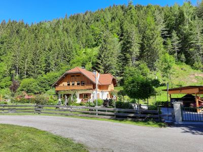 Landhuis met 4000m2 eigen grond in Oostenrijk