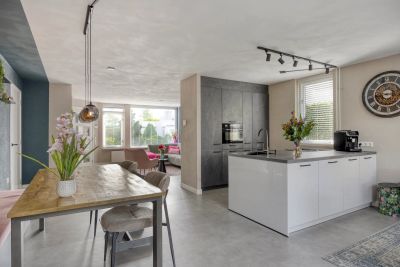 Recent verbouwde semi bungalow te koop!